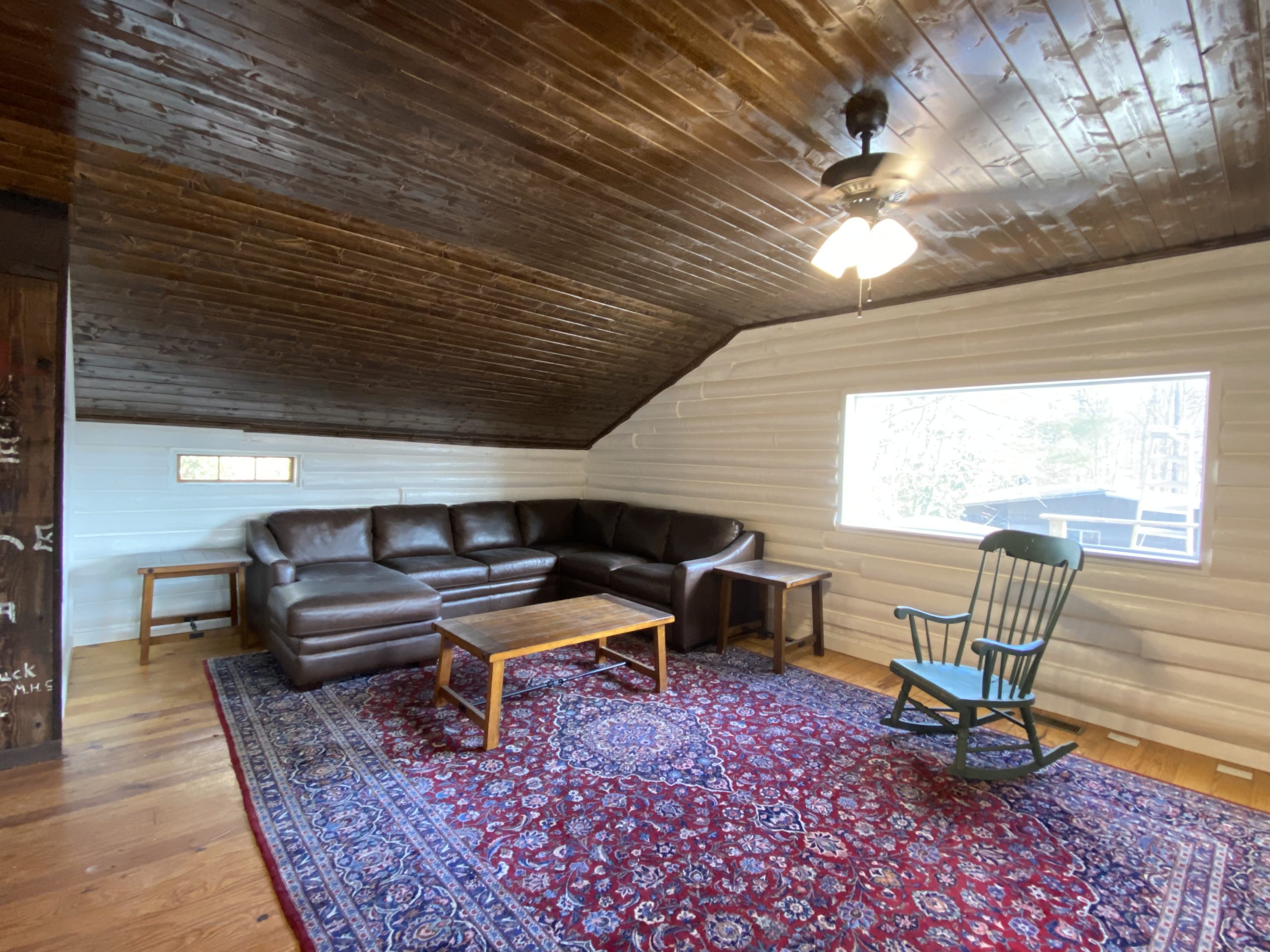 Deerwoode Reserve | Living room, couch
